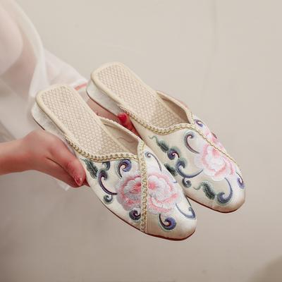 [Huarong] 2024 Sommer neue Produkte antike bestickte Damenschuhe Indoor Han-Element bestickte Schuhe Hanfu-Schuhe Damen-Hausschuhe