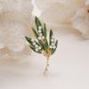 Vintage Enamel Pin Plant Brooches for Women Pearls Leaf Flower Pin Pines Daisy Broches Collar Hat Jeans Jewelry Charm Gift