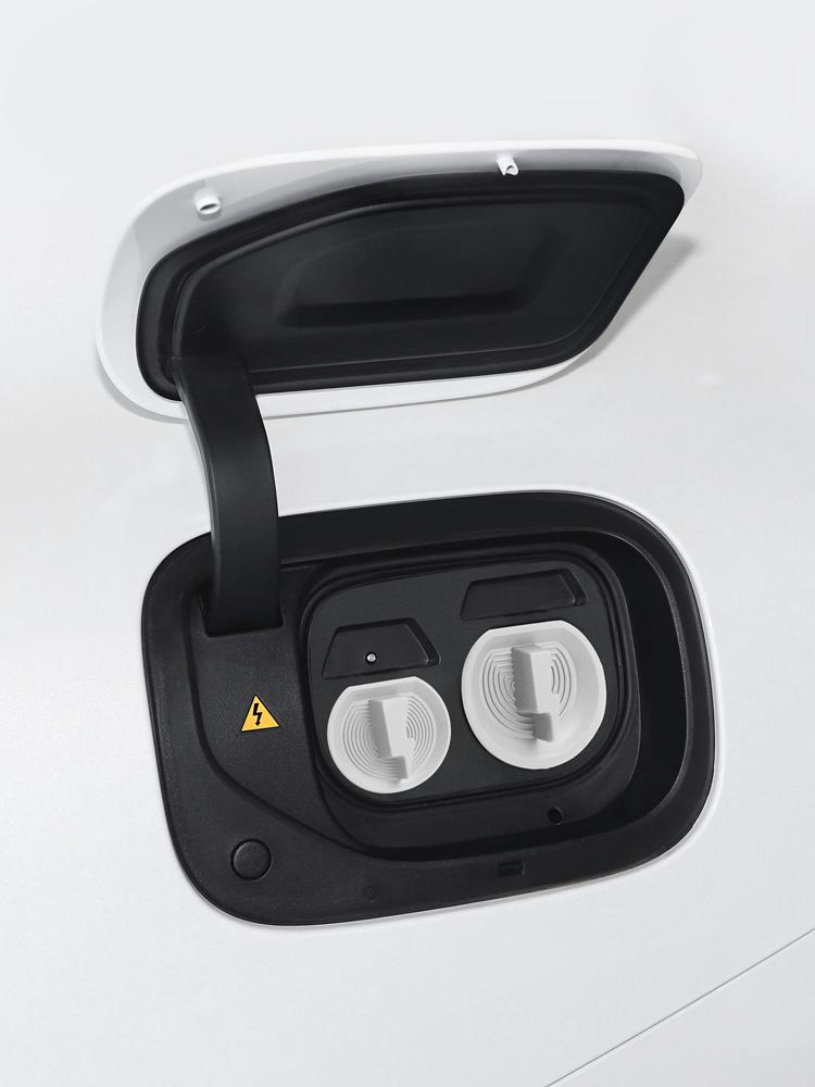For ZEEKR 001 7X 007 9X 009 Silicone Charging Protection Cover Car Color Magnetic Suction Car Charging Port Waterproof Cover