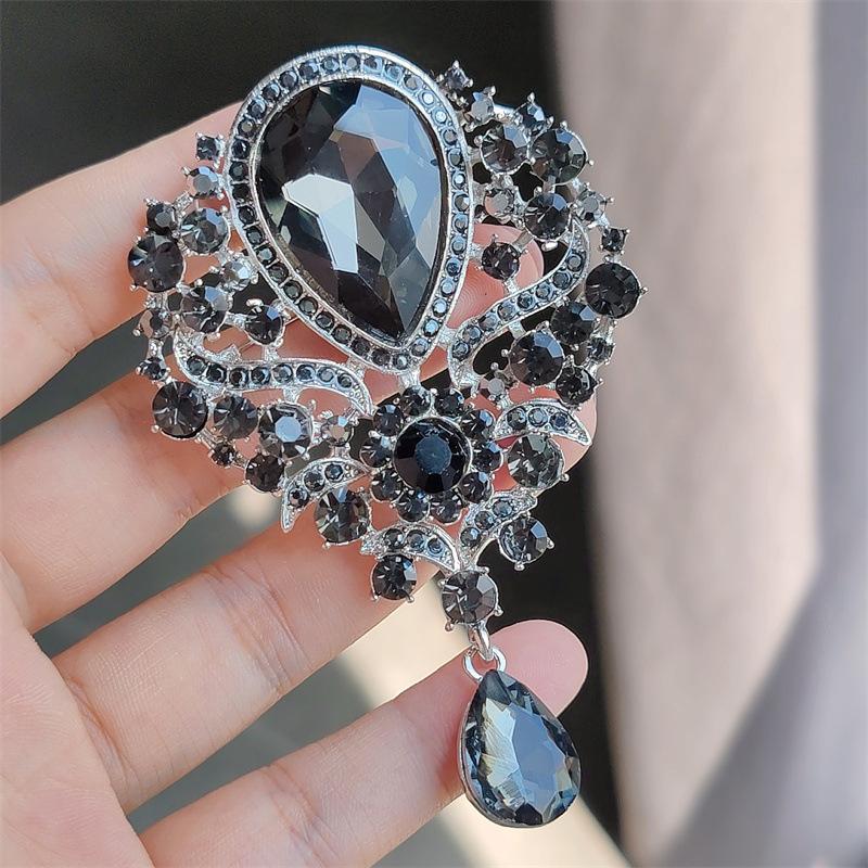 1PC Women's Fashion Charm Full Zircon Crystal Drop Brooch Suitable for Outdoor Dating, Banquet, Party, Festival Gift-8280