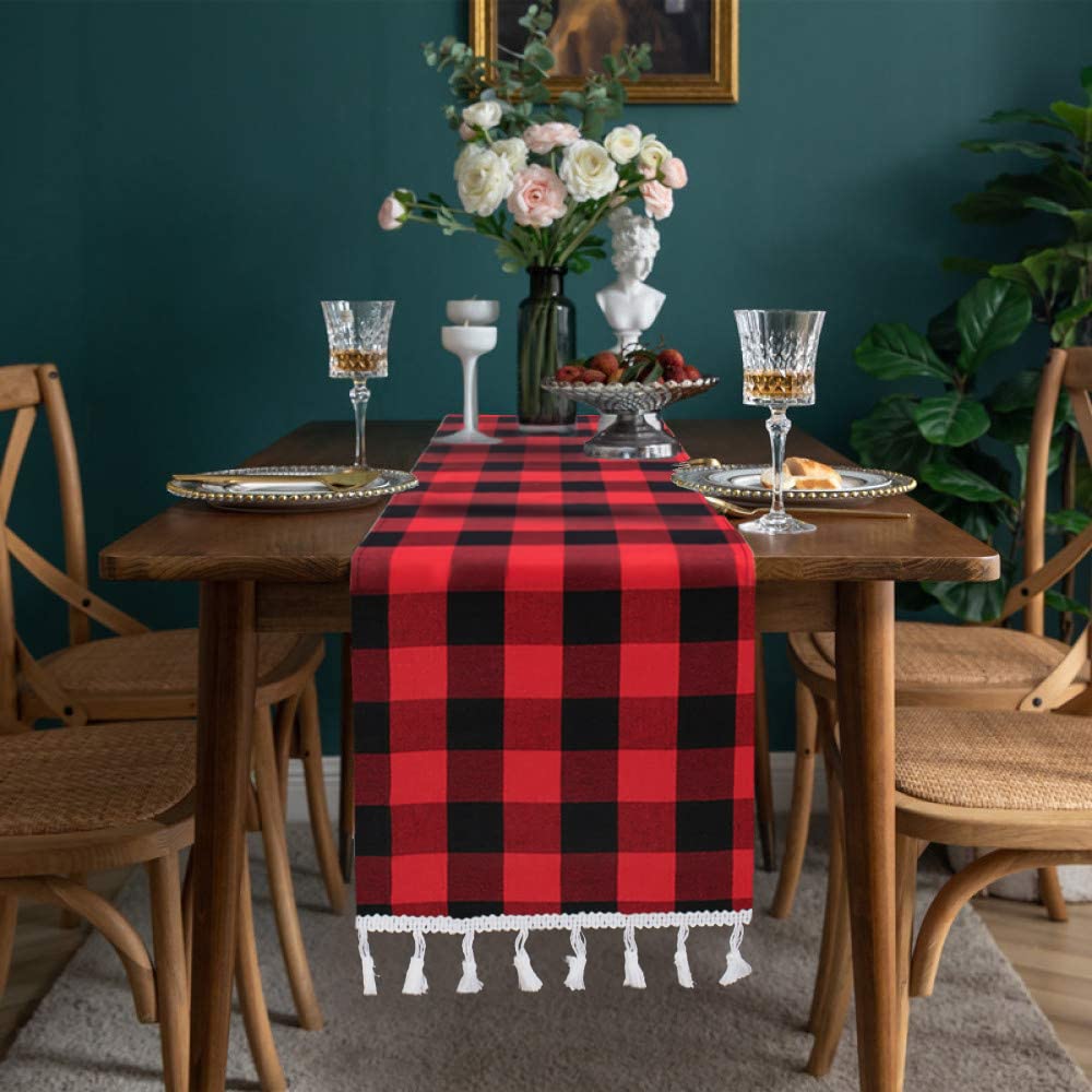 Checkered Table Runners Tablecloth Plaid Fabric with Tassels Gingham for Table Outdoor Indoor Wedding Birthday Party Christmas