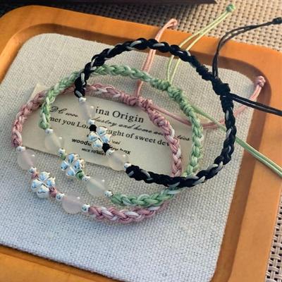 Mori-Style Agate Four-Leaf Clover Bracelet: Simple Woven Design for Couples or Best Friends, Unisex.