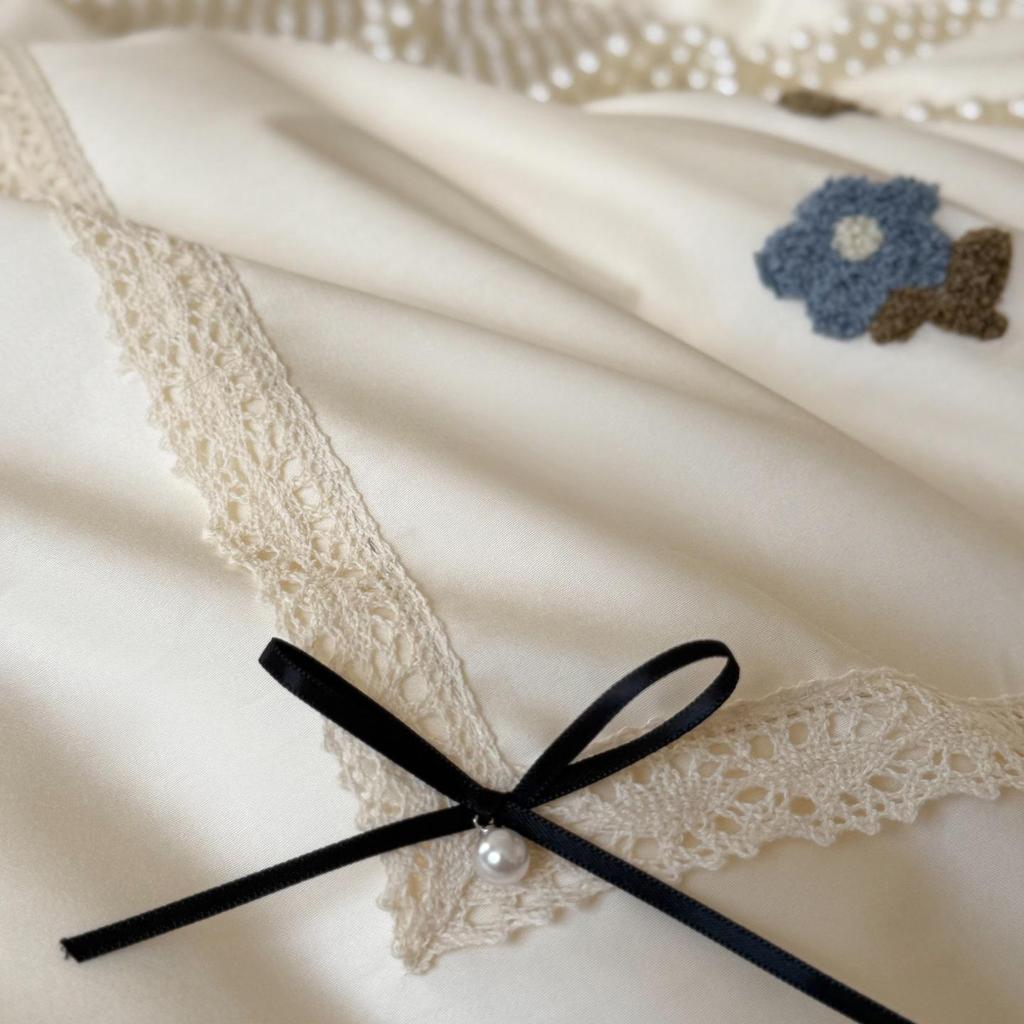 Spring/Summer Pure Cotton Long-Staple Four-Piece Bedding Set with Towel Embroidery - Soft, Skin-Friendly, Solid Colors