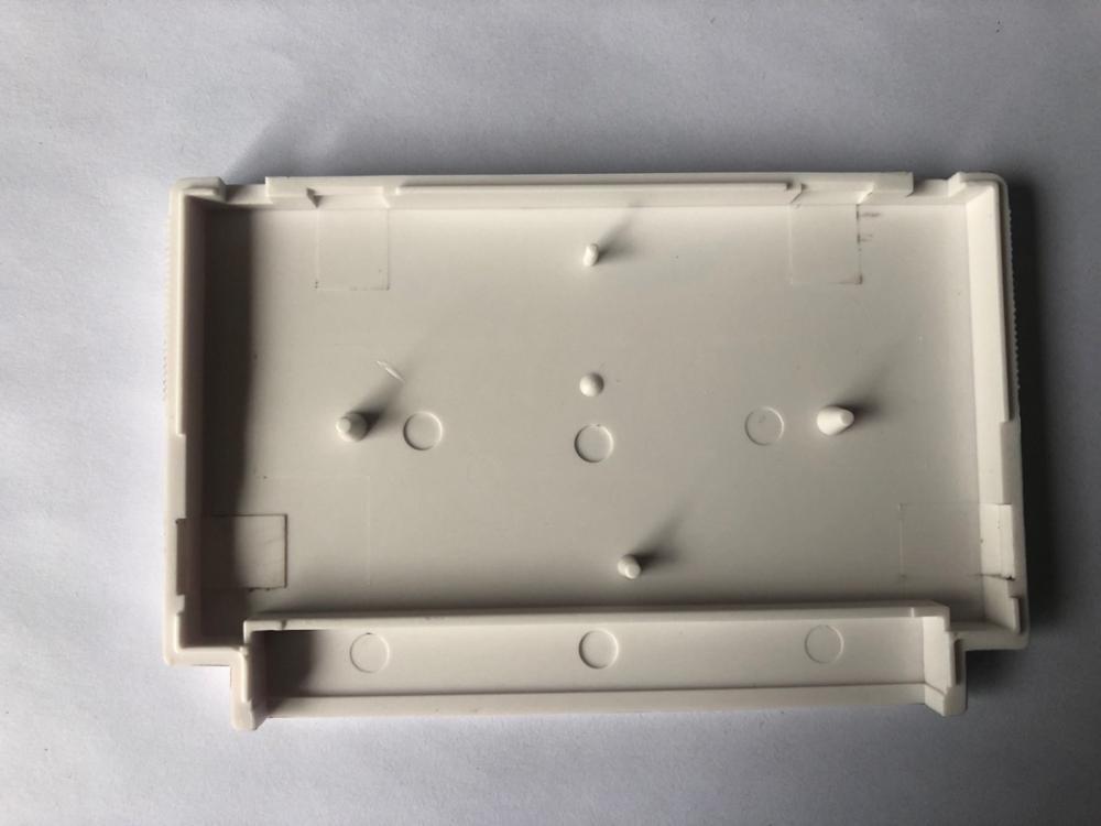Game Cards Case Plastic Shell Replacement 8-bit Game Cartridge for Family Computer (FC/MMC)