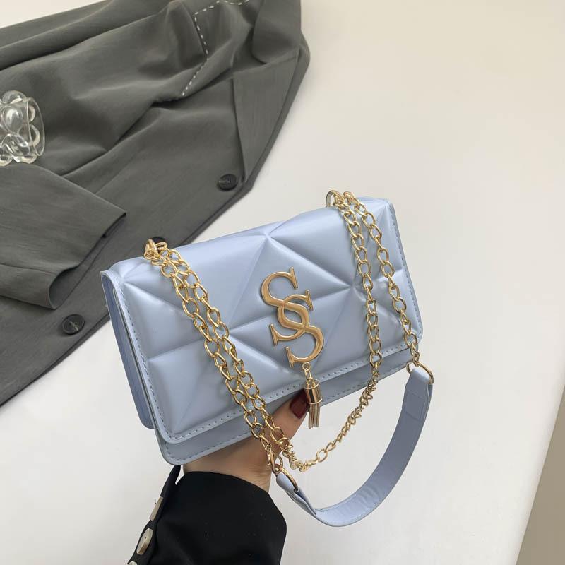 Stylish Black Pu Chain Bag For Women With Elegant Design Perfect For Casual Outfits