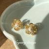 Golden Thread Flower Letter Flower Earrings, Light Luxury Earrings, Fashionable and Exquisite Versatile Earrings