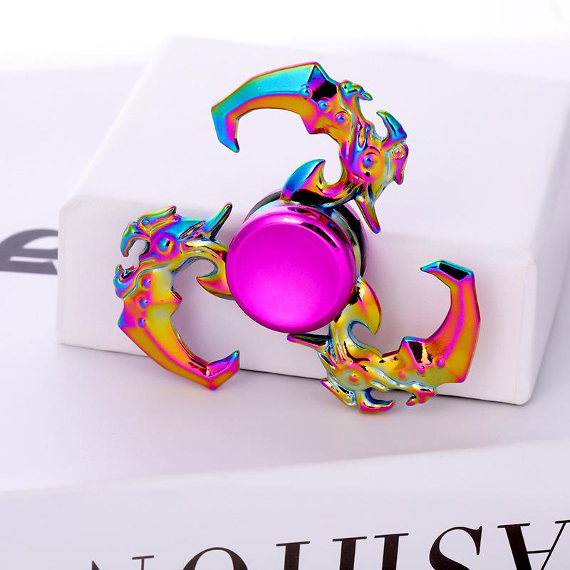 Metallischer Fidget Spinner mit landschaftlichem Motiv: Beliebtes Promi-Straßenmarkt-Dekompressionsspielzeug