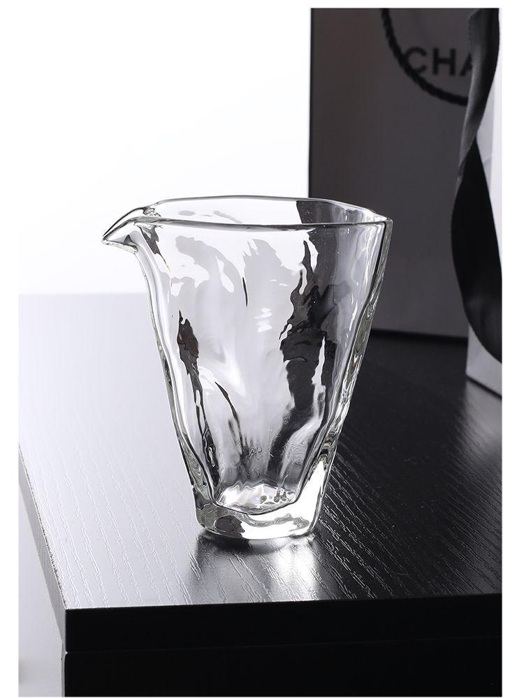 High Transparency Borosilicate Glass Tea Separator - Creative Gongfu Tea Set Fair Cup, Heat-Resistant and Uniform for Household Use