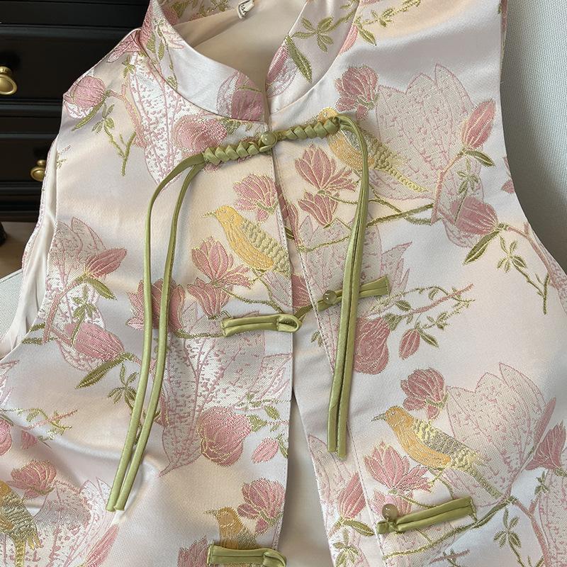 The real shot is in stock 2025 new small man buckled pink jacquard vest woman