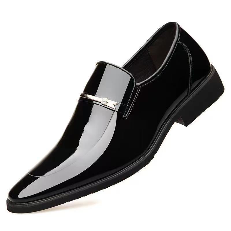 2025 new one-pedal spring and autumn men's leather shoes soft leather business casual bright leather single shoes casual leather shoes men