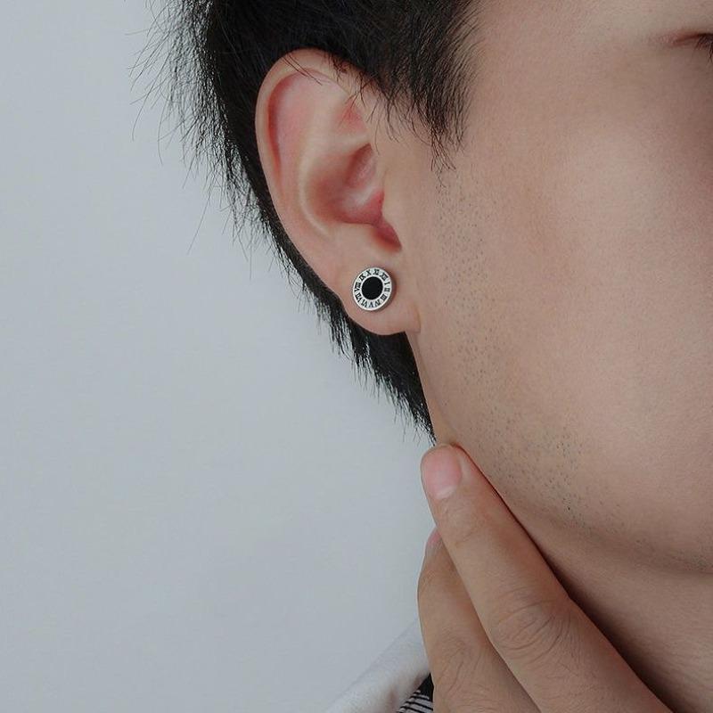 Earring for Men, Hip-hop Style, Roman Numeral Design, Unique Screw, Simple Buckle, Cool and Elegant Look.