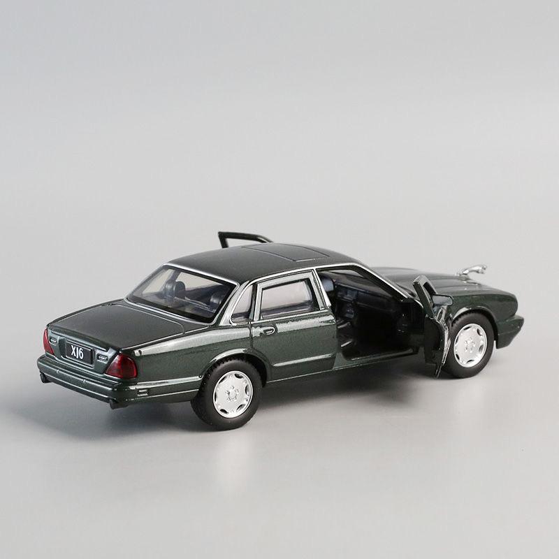 1:36 Jaguar XJ6 Sport Car Alloy Miniature Car Diecast Metal Scale Car Model Static Collection Children Birthday Toy Vehicle Gift