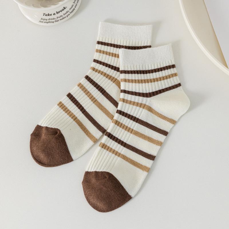 5/10 Pairs Comfortable Casual Spring Summer Socks for Women Short Calf Academic Style Boat Socks Low Top Striped Embroidered Bear Short Socks