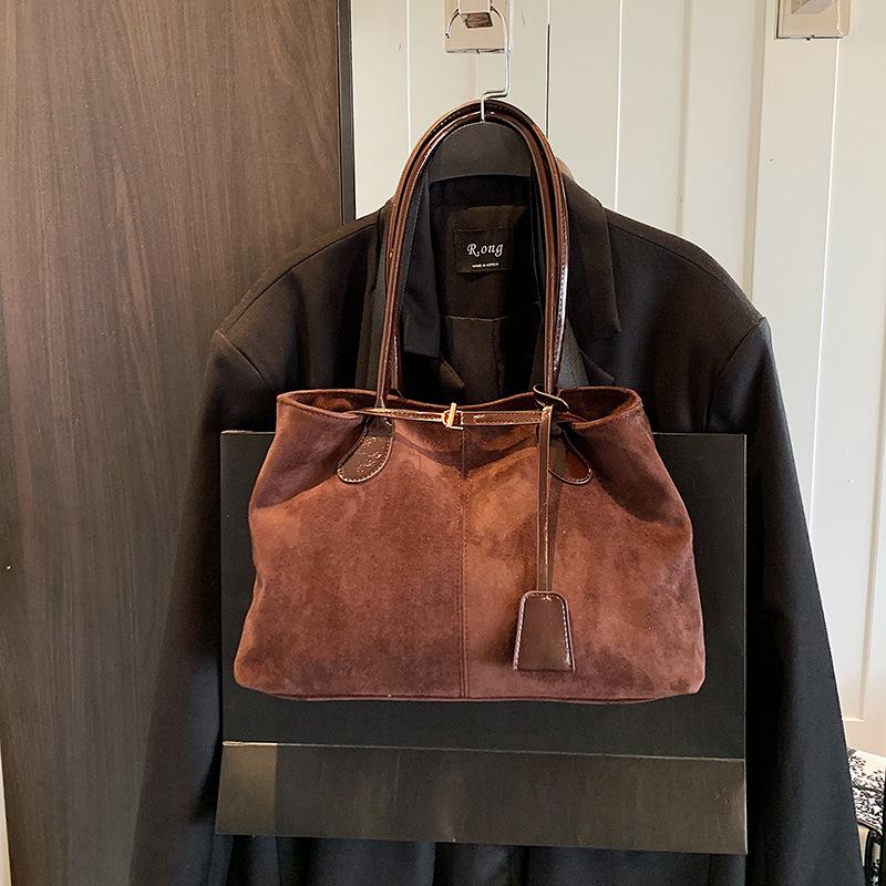 Large-capacity Bag Women's New Fashion and High-end Single Shoulder Underarm Bag Commuter Tote Bag