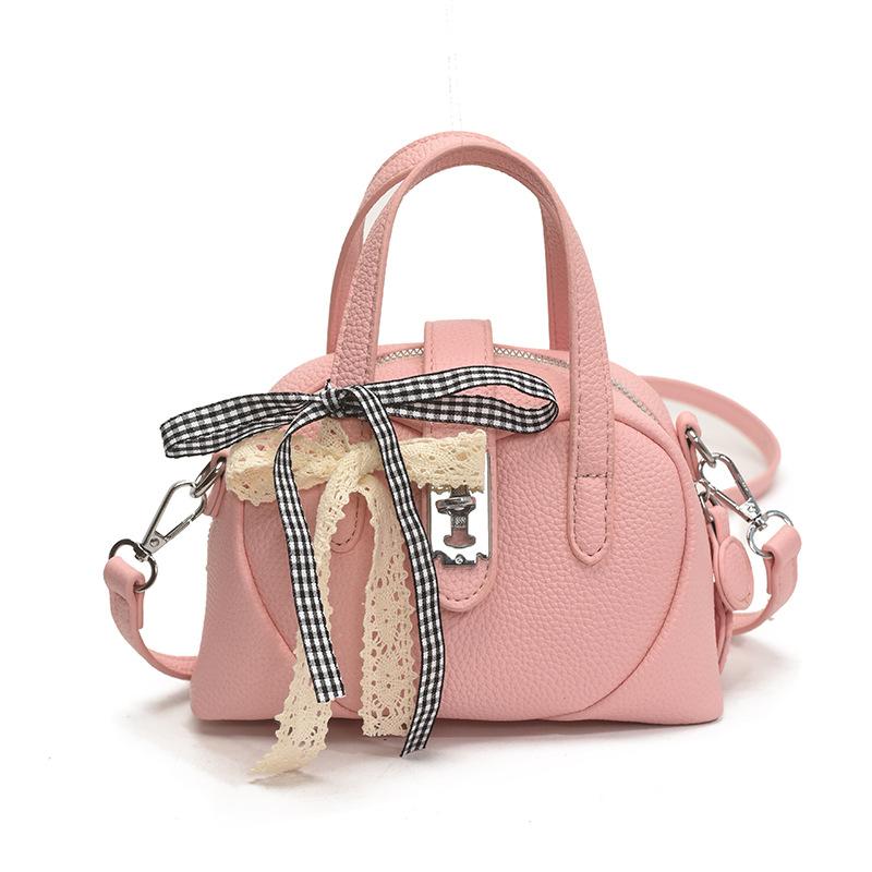 Korean Version Messenger Bag Portable 2025 New Bag Small Bag Summer This Year Pillow Ins Popular Fashion Bowling Bag