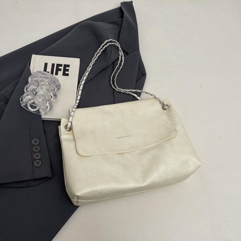 Chic Retro Large Capacity Tote Bag For Women 2024 Fashionable Casual Stylish Daily Shoulder Bag