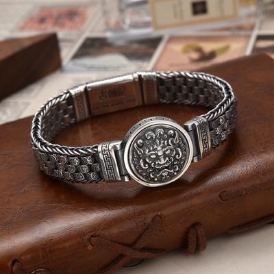 Yeni Retro Vintage ve Vintage Pixiu Dönen Erkek Aksesuarları için Güçlü Bir Trendle Bileklik