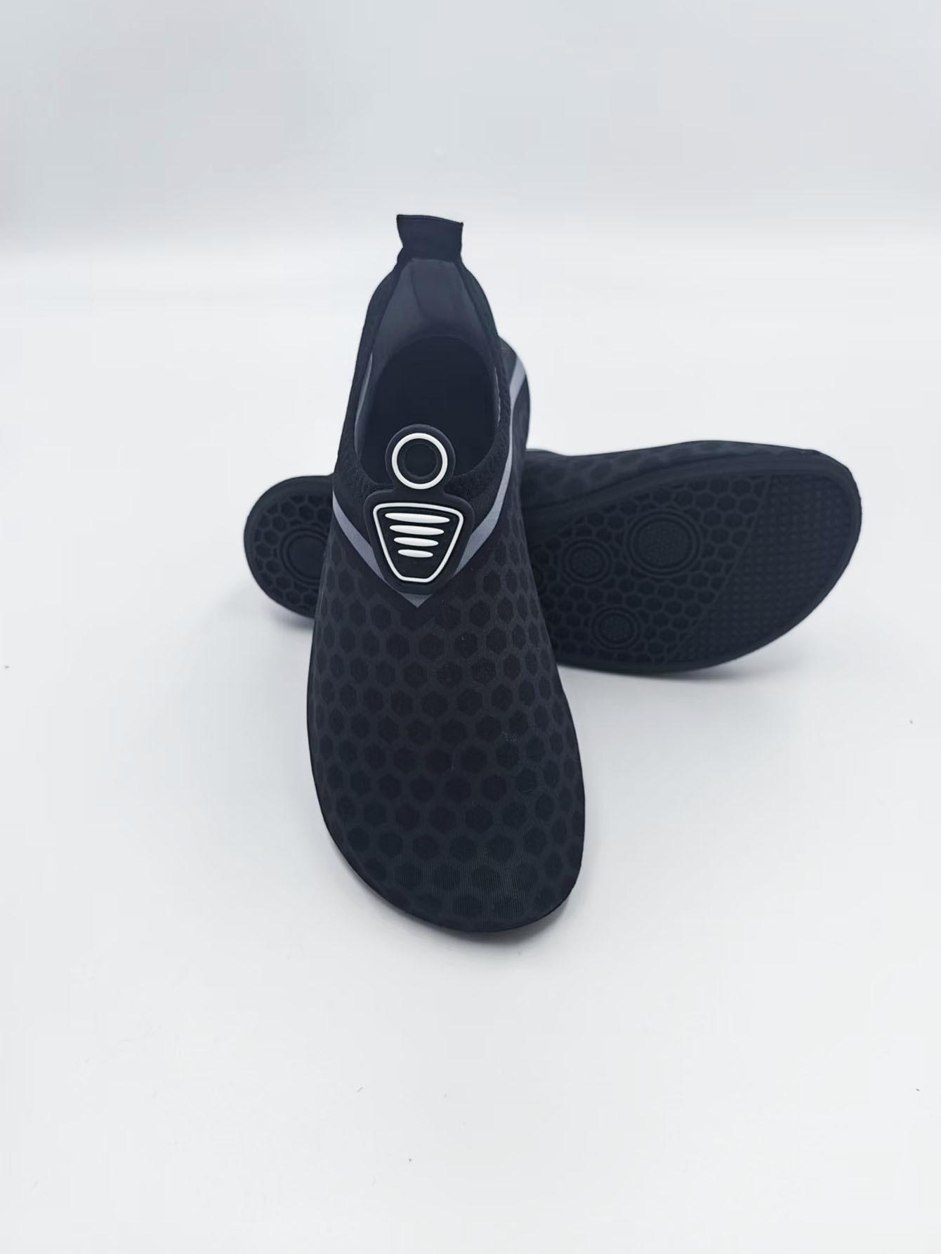 

Хит продаж! Унисекс, амфибийные, быстросохнущие пляжные и для ходьбы по воде туфли - нескользящие, дышащие и подходят для каньонинга и плавания. 44-45