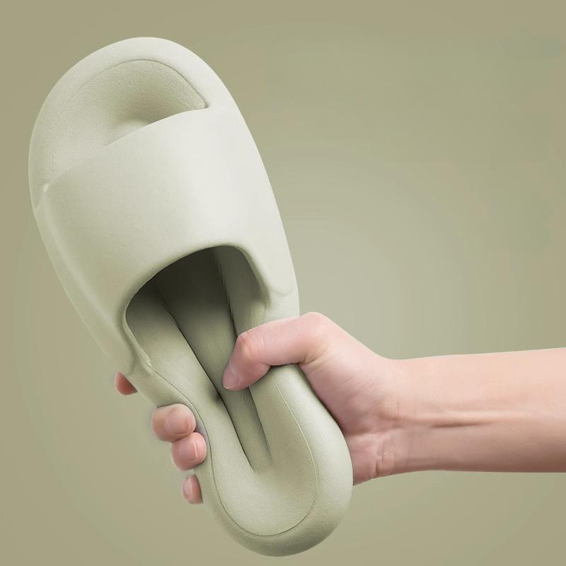 Yeni Moda Kadın Terlikleri Yazlık Düz Hafif EVA Ev Banyo Terlikleri Konfor Masaj Çiftler İç Mekan Terlikleri Duş Ayakkabıları