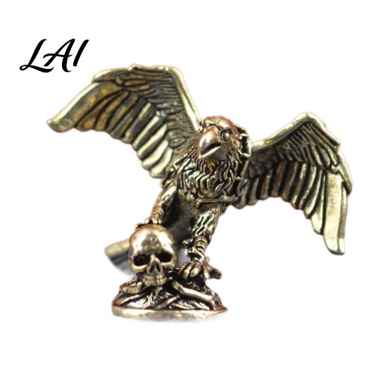 Eagle Skull Ornament Figurine Small Vintage Bird Statue Solid Brass Decorative Three-dimensional Relief Sculpture for Home Office Desk Shelf,