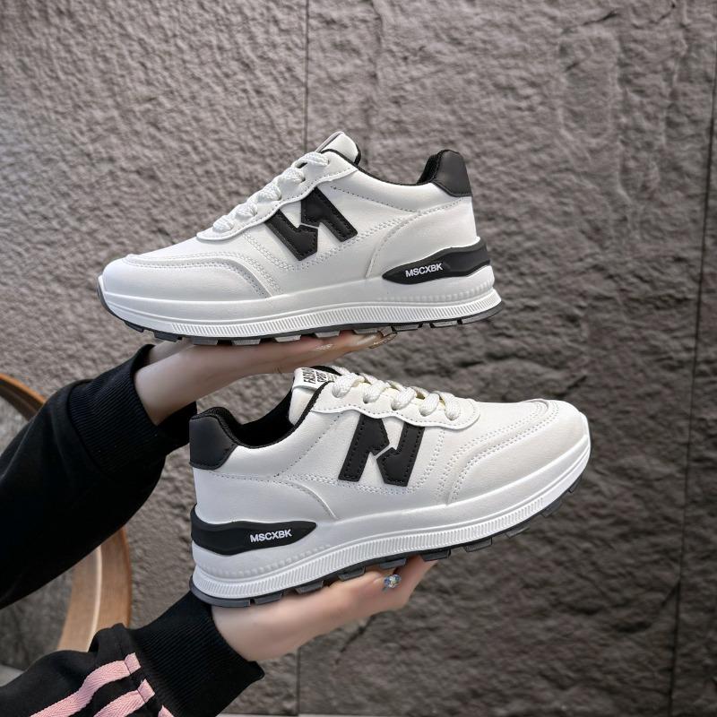 

Sneakers women s new spring lightweight soft sole not tired feet platform shoes travel versatile 40 чёрный