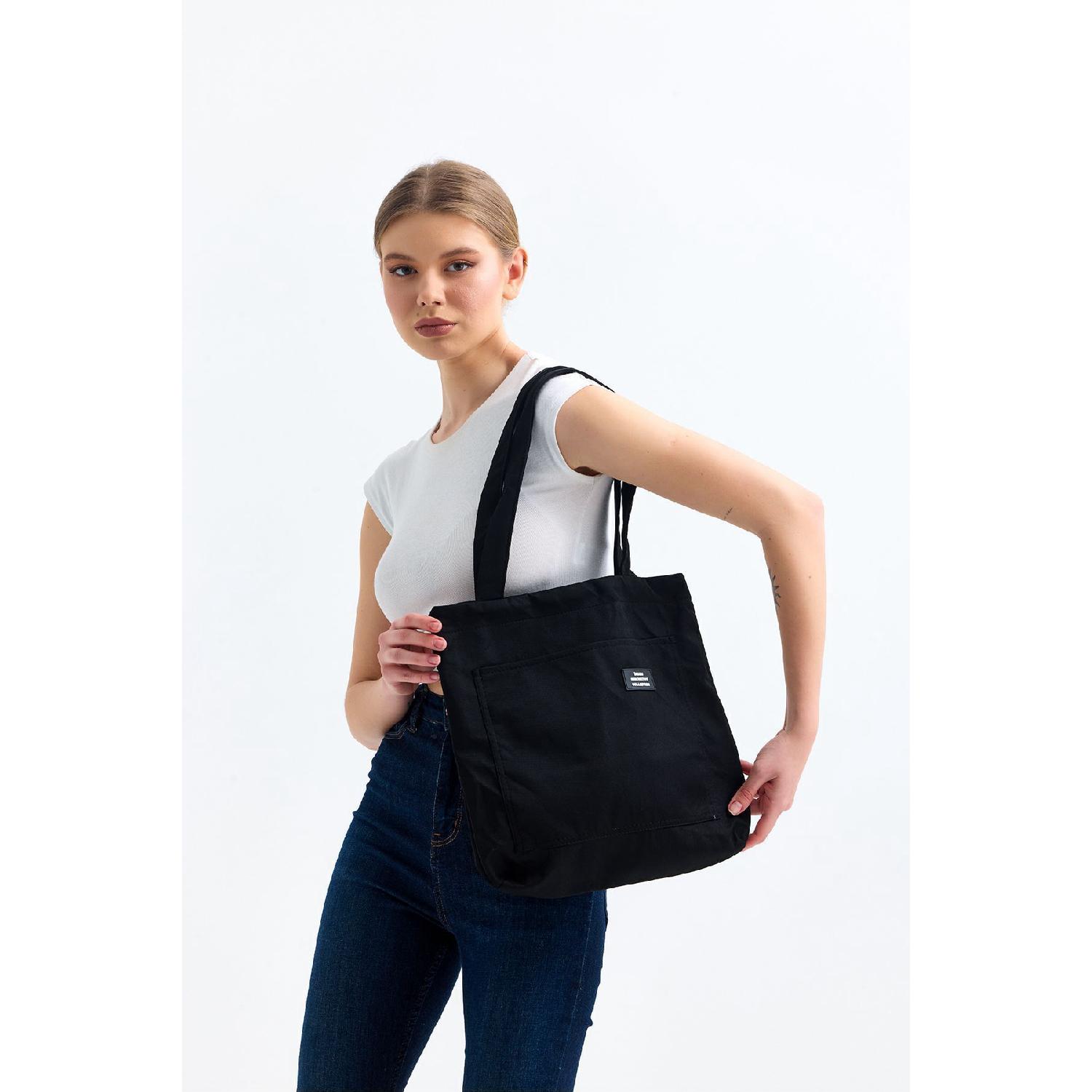 

Чорна полотняна жіноча сумка на плече H0003 із 2 відділеннями L:35E:35 Standart чорний