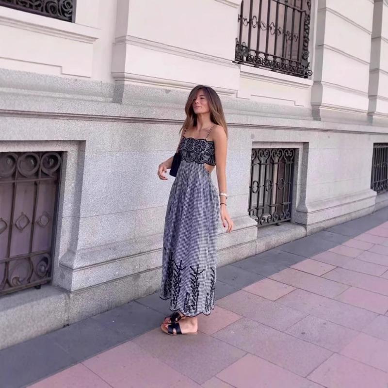 Women's Summer Sexy Spice Street Style Dress Cutout Embroidery Plaid Slip Dress