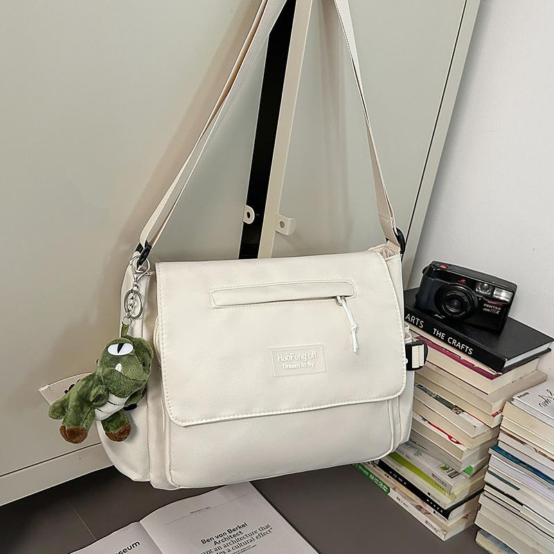 Wind Tooling Large-capacity Messenger Bag Men's and Female Students' Class Bag Can Put Books, Casual Shoulder Bag