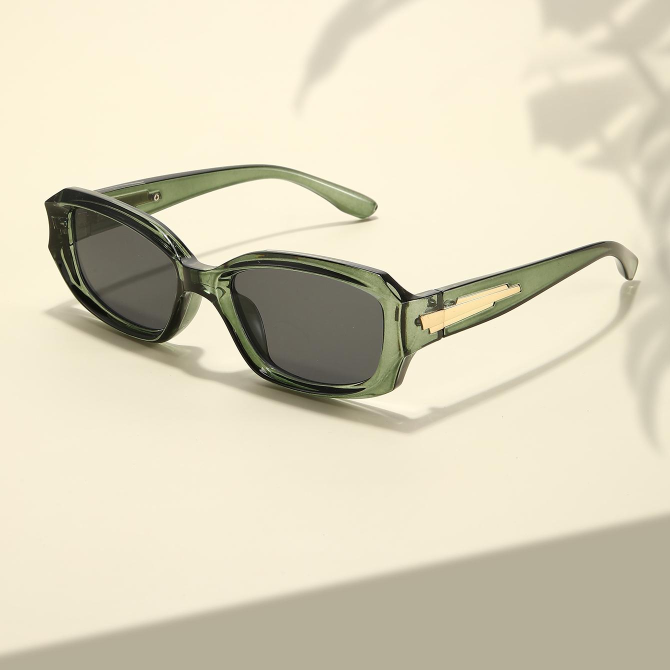 

Small Frame Sunglasses Black Frame Fashionable Sunglasses