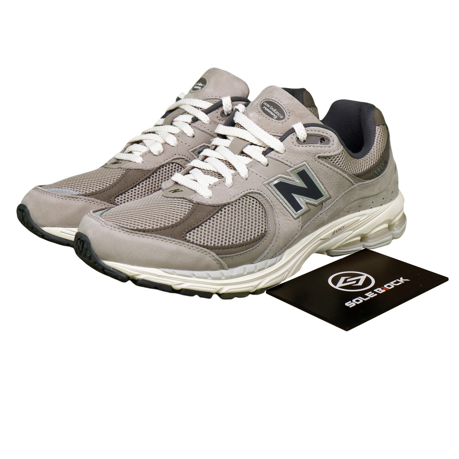 

New Balance 2002R Warm Alpaca Light Chalkboard Men s M2002RAW 37.5