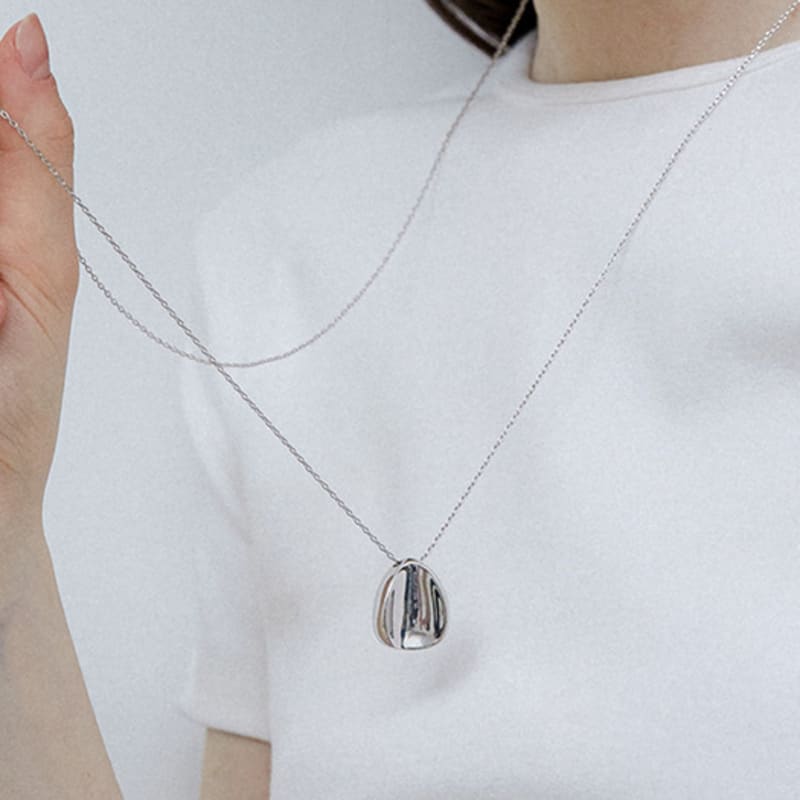 by hyeres Dent necklace (Silver) BH7N56740WB800