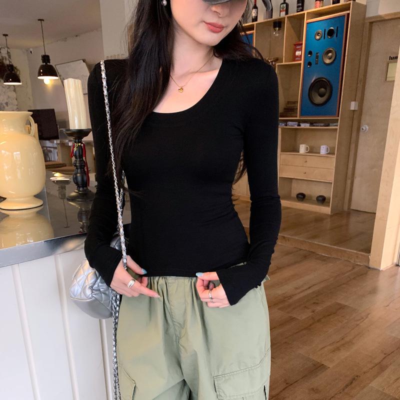 Elegant French Style Long-Sleeve Women's Slim Fit Top - 2026 Autumn/Winter Round Neck Base Layer