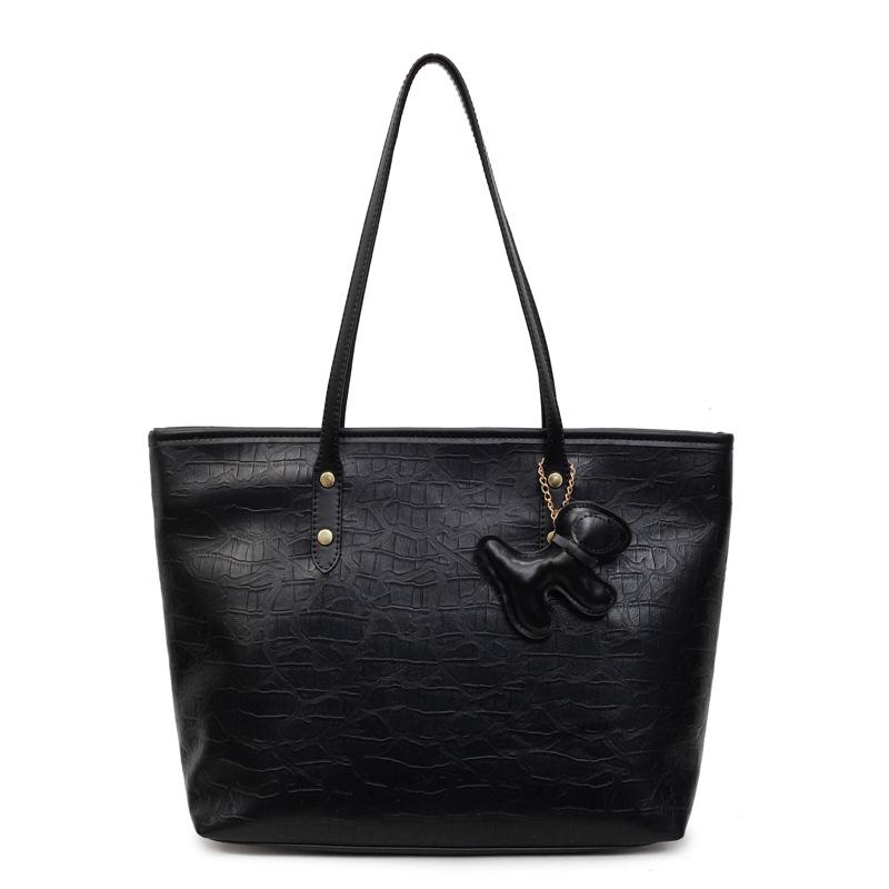 

Large Capacity Tote Bag Women s New Fashion Commuter Shoulder Bag no pendant чорний