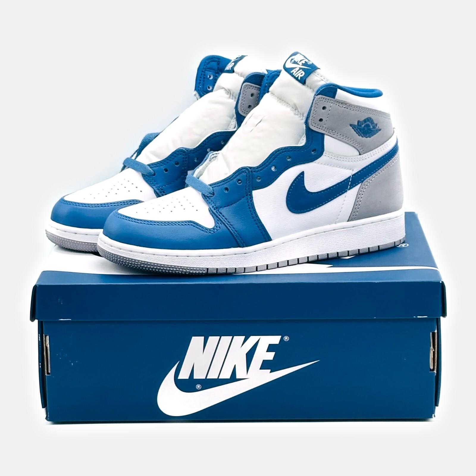 FD1437-410 Nike Air Jordan 1 High