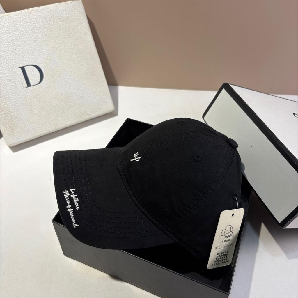 Up Men's and Women's Casual Baseball Caps, Fashionable New Small Fresh Age-reducing Soft Top Cotton Sports Cap Tide