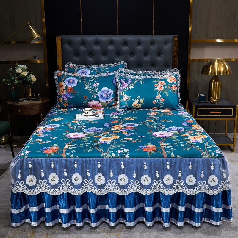 Blondertilpasset laken Luksus sengetøysett Romantisk ismatte sammenleggbare broderte laken Lin Sengetøy Queen Sengeteppe med skjørt