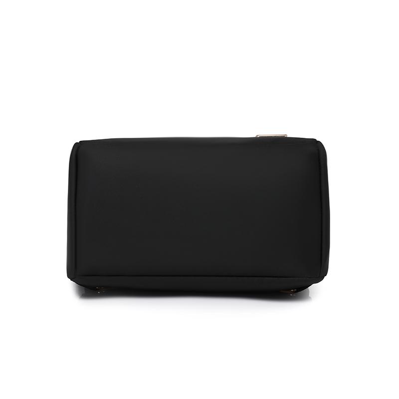 Nylonový batoh Dámský velkokapacitní taška na dojíždění do práce