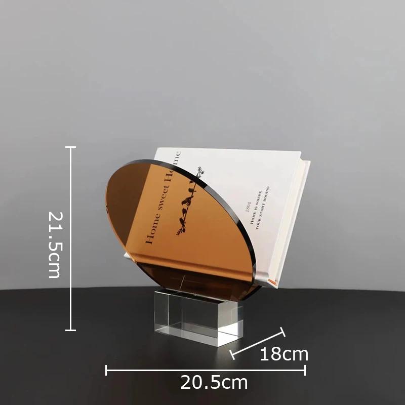 

Crystal Staircase Thinker Figures Ornaments Desk Decoration Modern Abstract Character Geometric Artwork Room Aesthetic Decor