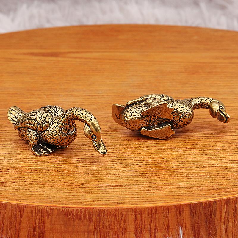 Brass Retro Delicate Duck Figurines Unique Solid Copper Animal Crafts Household Decorations for Wedding Party Anniversary Day