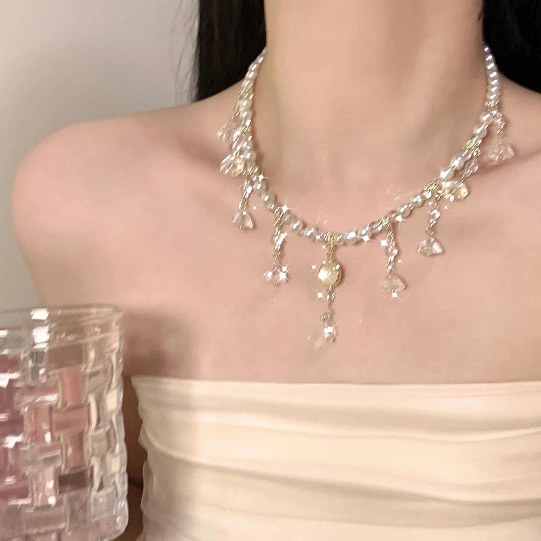 

Модное роскошное жемчужное ожерелье 2025 года для женщин - Элегантный дизайн, Универсальный модный аксессуар, Высококлассная цепочка для ключицы