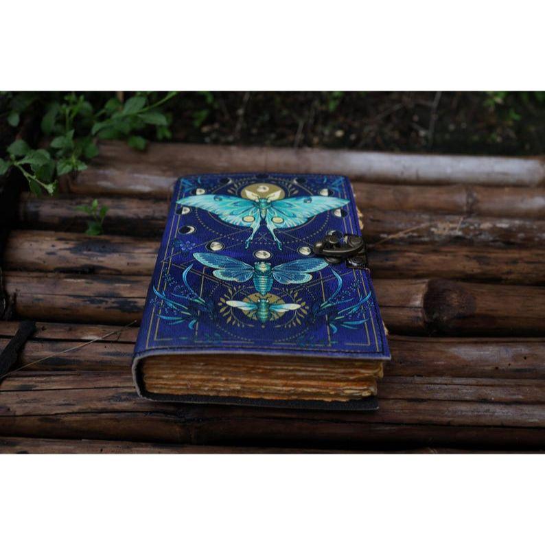 Leather Journal Spell Wizard Cat Book Blank Magik Notebook Book Of Shadows Wiccan Pagan Grimoire Book for Traveling Sketching Best Gift
