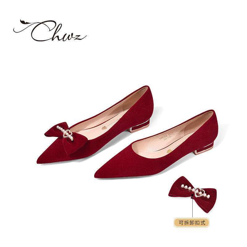 Red Wedding Shoes Women's New Chinese Flat-soled Bride Shoes In 2025 Are Not Tired. Pregnant Women Can Wear Xiuhe Wedding Dresses Twice