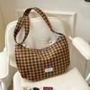 New plaid dumpling bag large capacity student woolen casual shoulder bag women's style retro messenger bag