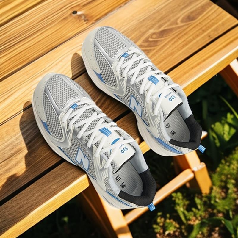 Women Mesh Flat Shoes Autumn New Fashion Tennis Thick Soled Lace Up Casual Breathable White and Black Sneakers 530