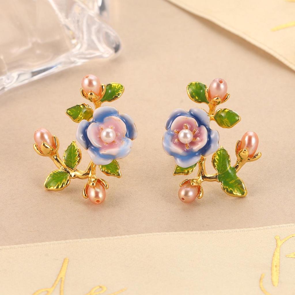 Exquisite Rose Gold Pearl and Leaf Earrings for Women