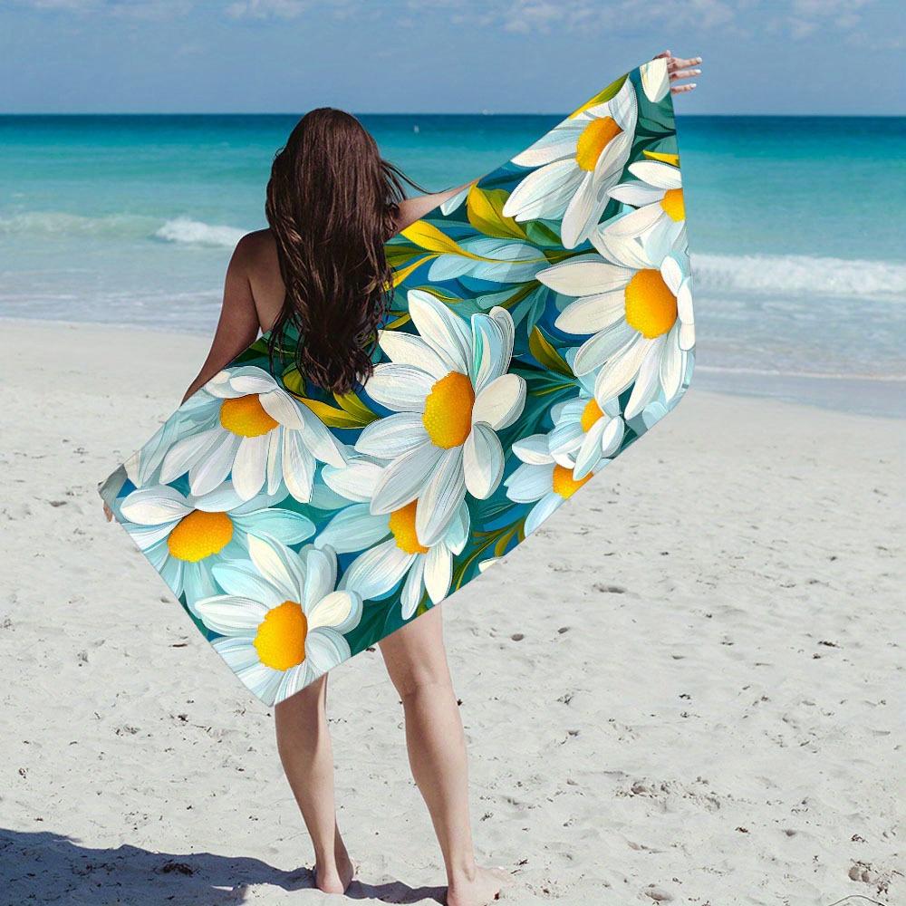 1 Oversized Beach Towel - Modern Floral Pattern, White Daisies With Yellow Heart, Perfect For The Beach, Pool, Travel