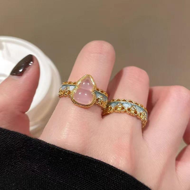 New Luxury Temperament Rhinestone Rings Vintage Irregular Metal Open Finger Rings For Women Party Jewelry Accessories Gifts