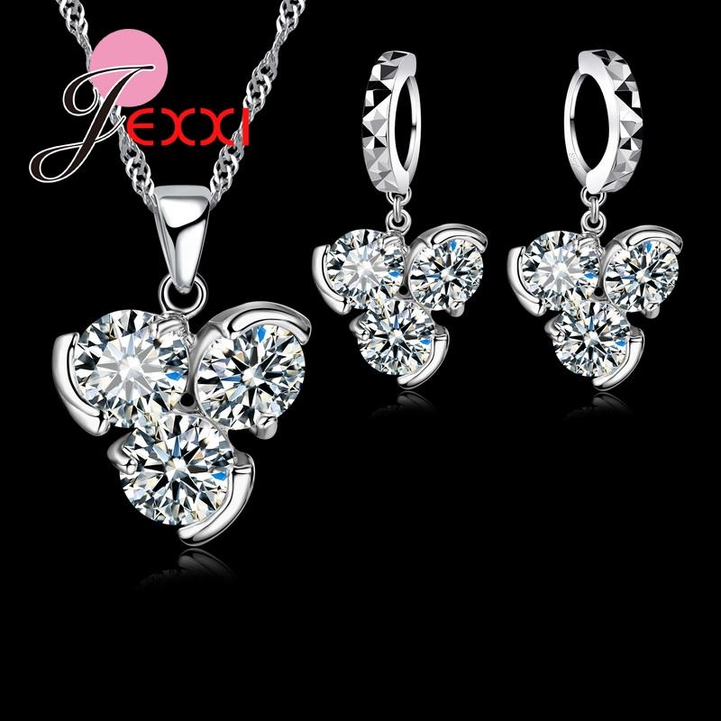 Fashion Women Jewelry Sets 925 Sterling Silver Color Color Zircon CZ Crystal Clover Shape Necklace Earrings Jewelry Set