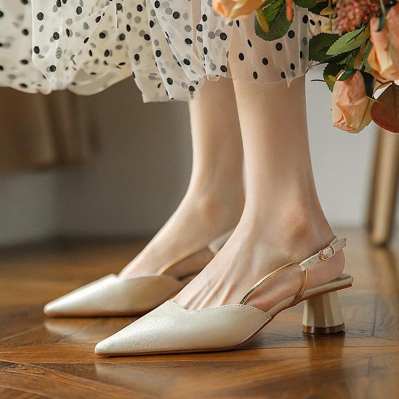 Fashion 2025 Women's Mid Heel Sandals Fashion Pointed Women's Stiletto High Heels Bareback Casual Slippers Wedding Bride Sandalias Mujer