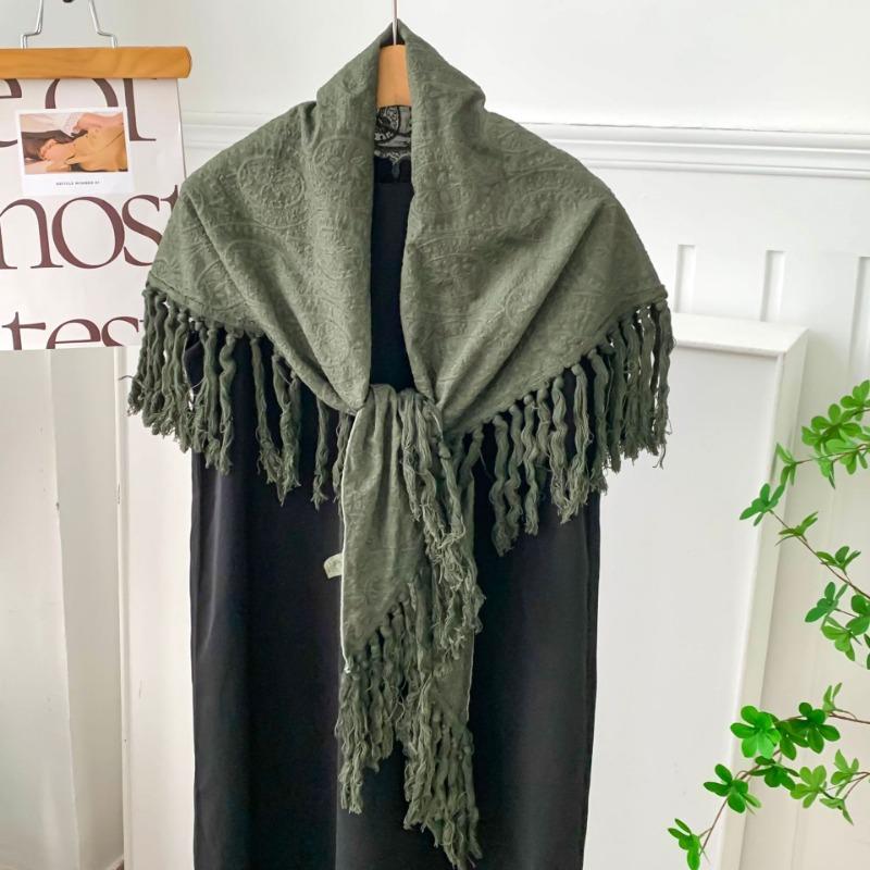 Winter Scarf New Fashion Men's and Women's Knitted Shawl Scarf Neck Piercing Large Triangle Scarf Shoulder Tassel Shawl Outside